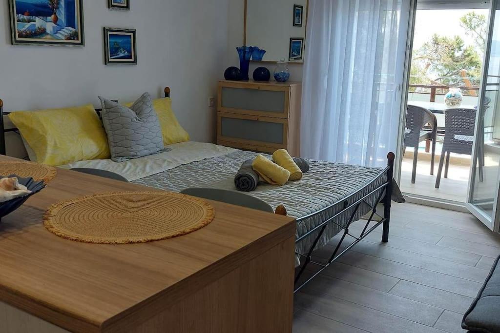Sun & Sea : Malaki Seaside Apartment Exterior foto